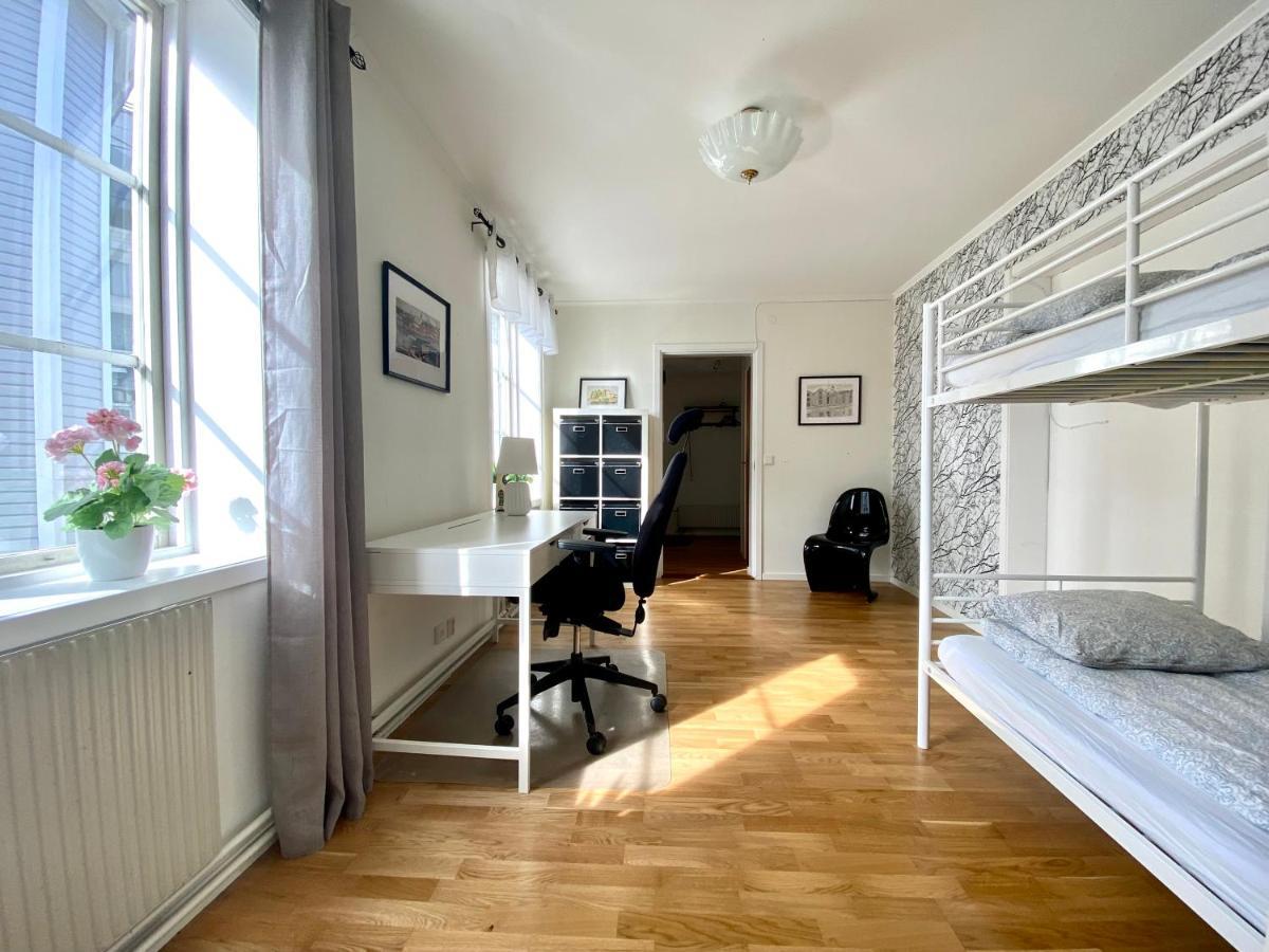 Hernoerum Storgatan - Centrala Laegenheter Härnösand Exteriér fotografie