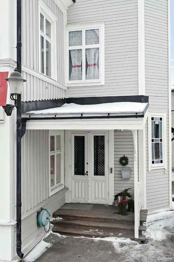 Hernoerum Storgatan - Centrala Laegenheter Härnösand Exteriér fotografie